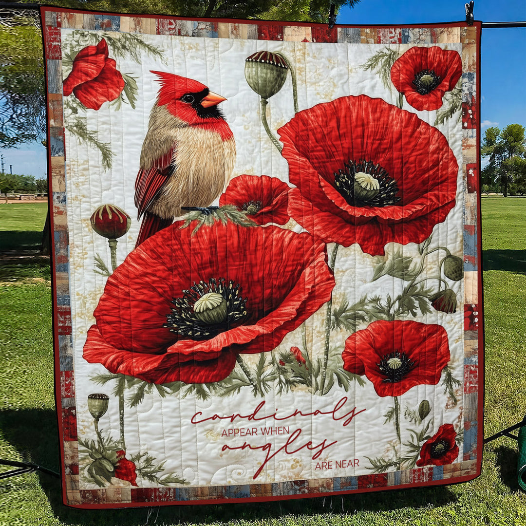 Cardinaler Visar Sig När Änglar Är Nära Kunst Quilt Hængende