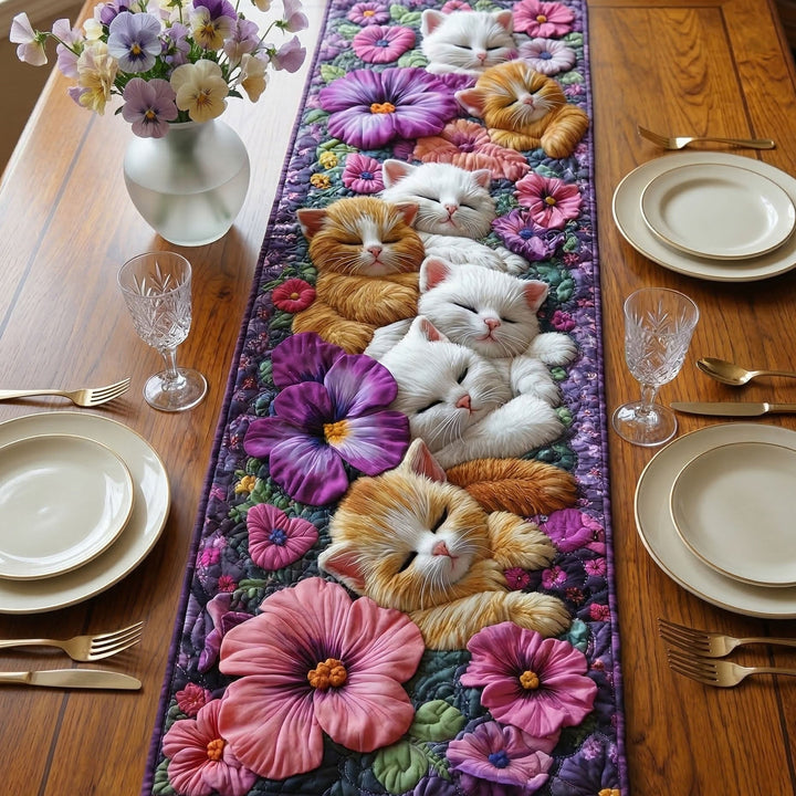 Hyggelig Kattehvile Quilted Bordløber