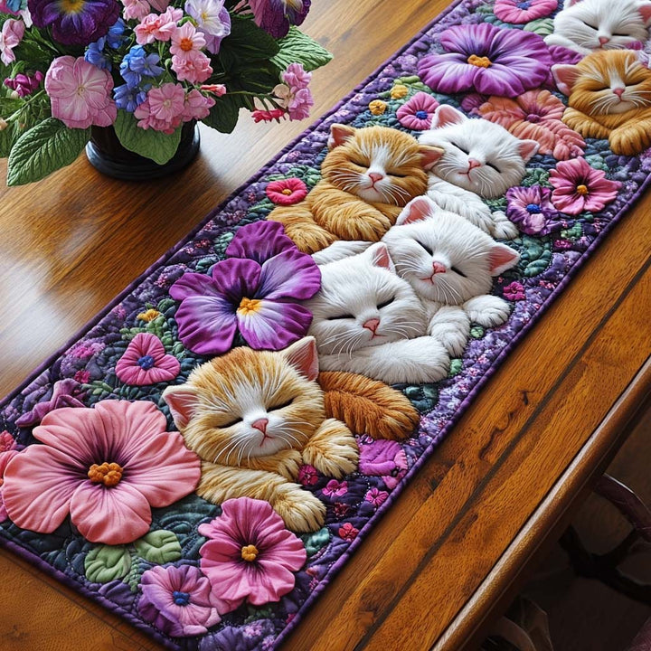 Hyggelig Kattehvile Quilted Bordløber