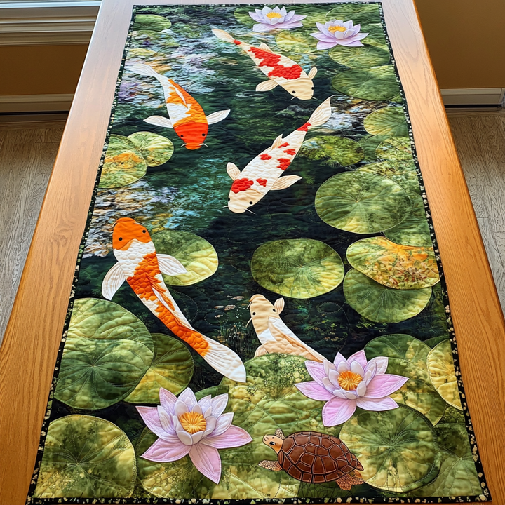 Koi Fisk Quilted Bordløber