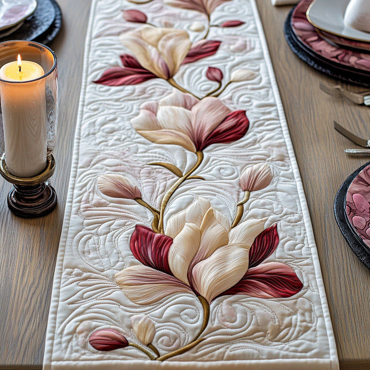 Magnolia Blomst Quiltet Bordløber